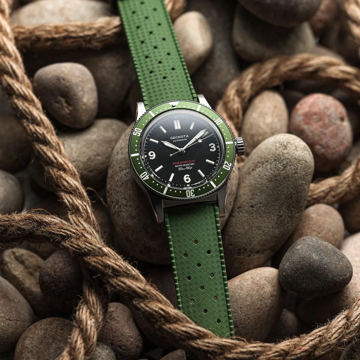 Classic Tropical Style FKM Rubber Watch Strap - Green