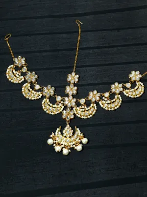 Crescent Shaped Kundan Tassel Mathapatti with Pearl Beads