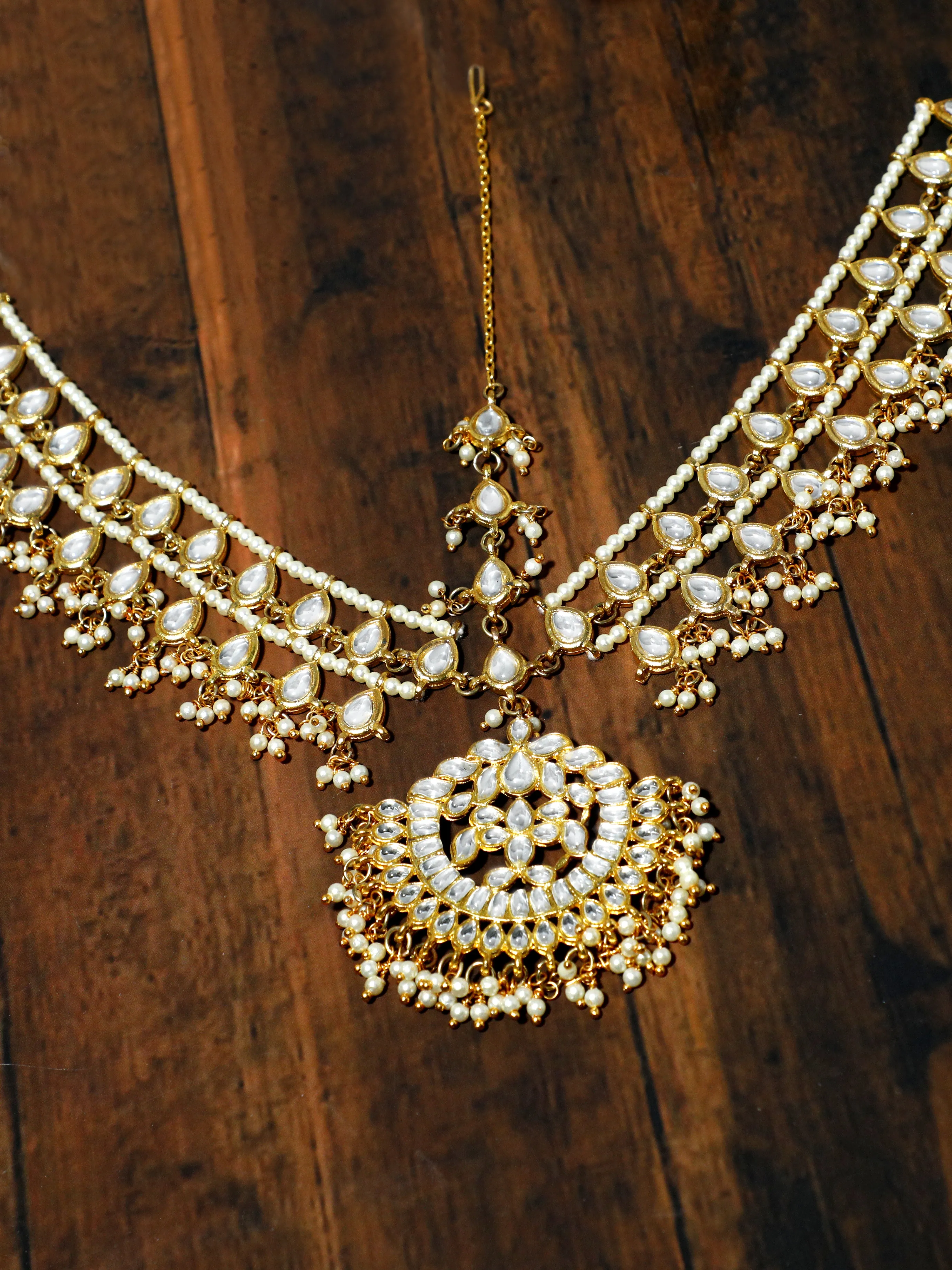 Gold-Tone Multilayered Kundan Mathapatti with Pearl Beads